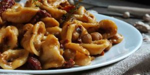 sugo ceci e peperoni