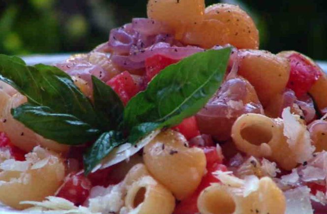 sugo pomodorini e cipolla