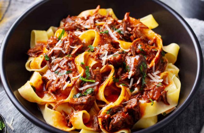 pappardelle al ragù