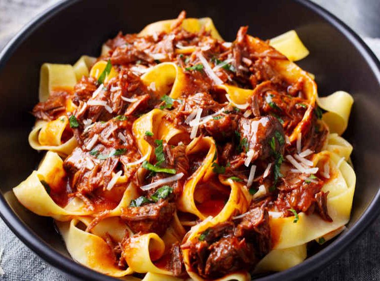pappardelle al ragù