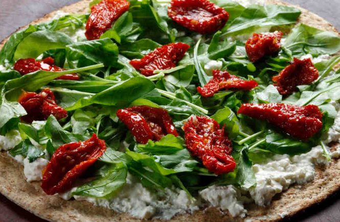 pizza pomodori secchi